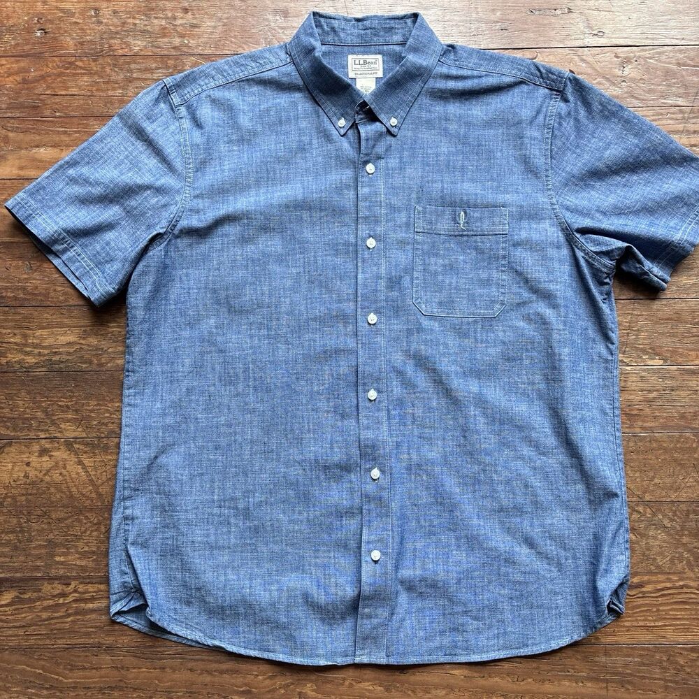 LL Bean Chambray Shirt Mens Large Blue Short Sleeve Button Down Traditional Fit